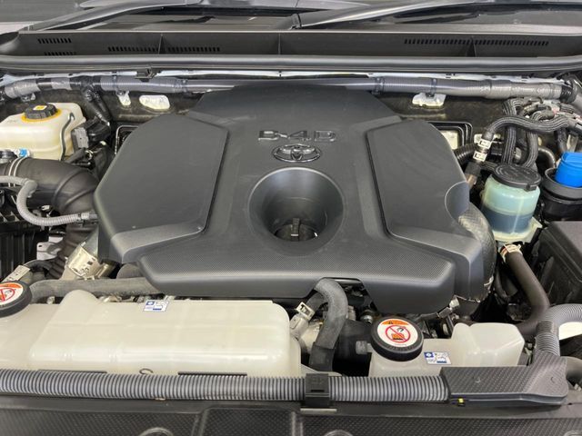 親切・丁寧な専門メカニックスタッフが応対！・車検・点検整備・事故等の修理などアフターサービスも安心。お車のカスタマイズもネクステージのサービススタッフまでご相談ください！