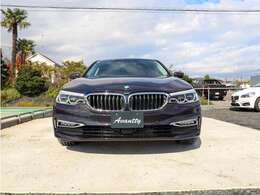 輸入車が初めてという方にも安心してお買い求め頂けるよう修復歴無し・実走行車・正規ディーラー車を厳選して仕入れております。