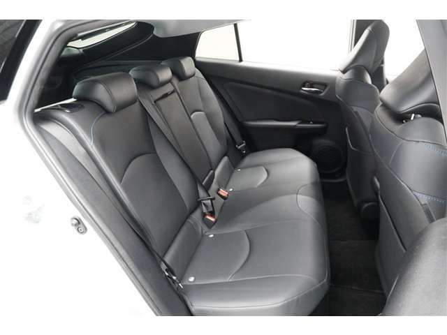 男女問わず座りやすいシートです。