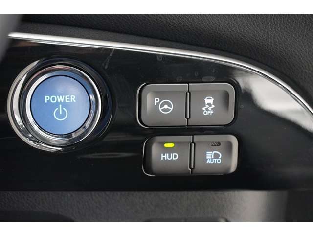 ワンタッチで始動できる便利さが魅力です。キーをカバンの中からごそごそと探さなくていいのも嬉しいですね。キーの電池切れにはご注意下さい。