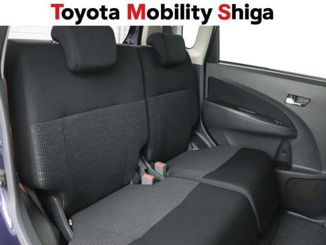 広く開放的な居住スペース。シートクッションの座り心地もいっそう快適です。