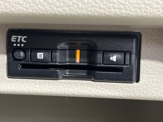 【ETC】高速道路の料金所をストレスなく通過！話題のスポットやサービスエリアに多い「スマートIC」利用時は必須のアイテムです。当店でセットアップを実施、ご納車当日からすぐにご利用いただけます！