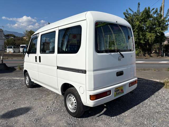 すぐ乗って帰れるシステムのってカエールシステムを採用！車検が残っているお車を気に入ったらその場で乗って帰れます！（条件等あります。スタッフにお尋ねください）1か月以内に名義変更して頂ければOK！