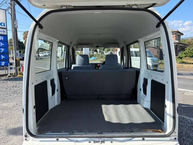 エンジン・ミッションのみ1ヶ月1000キロ保証付です。※現状販売車は除きます　その他有償保証のご案内もできますので、お気軽にお問合せください。https://peace-auto.jp/