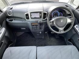 こちらインパネ全体の写真になります。納車はおおむね2週間程度（必要書類の状況により）で行っております。人気の車両になりますので、お早目のご検討をおすすめします。当店自慢の一台です！