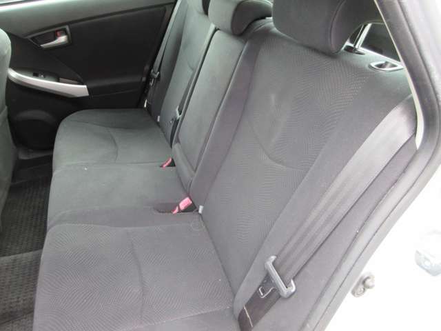 平均年齢は若く、元気なスタッフが多いのが当店の特徴です♪自動車に関する知識も豊富ですのでご安心ください♪