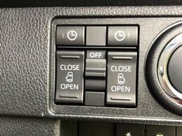 【両側パワースライドドア】スマートキーや運転席のスイッチで後席両側スライドドアの開閉が可能♪電動だから力を入れてドアを開ける必要が無く、小さなお子様でも簡単に開け閉めでき快適です♪