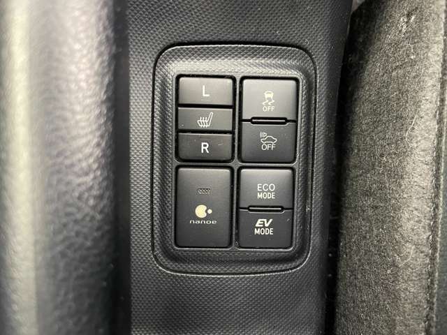 【運転席操作部】快適なドライブを楽しむための機能が装備されています！運転席から触れるので、使いやすいです！除菌プランいれていただくと、さらに清潔で安心していただけます！