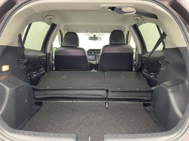 【シートアレンジ】乗せる人数、荷物によってシートをアレンジすれば、ダンボールなどの大きい荷物や、釣り具などの長尺物も載せられそうですね！