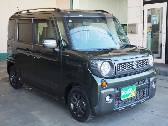 お車の車検・オイル交換・修理・鈑金塗装・ガラス修理・デントリペア・ボディコーティングなども幅広く対応しております。その際は無料で代車を貸し出し致します。車のことは何でもお任せください！