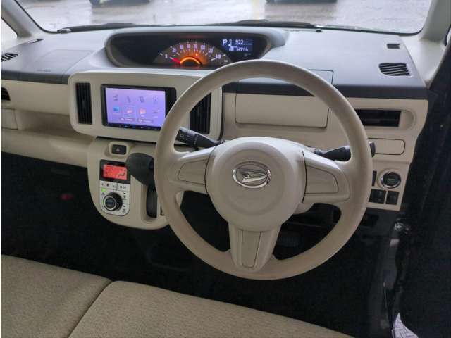 【全店BUYシステムって何？】モーターネットグループは、どの店舗の車でもお客様の最寄りのモーターネットグループ店でオンラインツールを使用した商談、ご納車、アフターサービスをお受け頂けます。