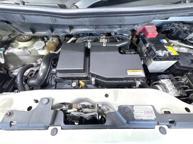 親切・丁寧な専門メカニックスタッフが応対！・車検・点検整備・事故等の修理などアフターサービスも安心。お車のカスタマイズもネクステージのサービススタッフまでご相談ください！