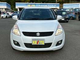 国道246号沿いの西湘地区最大級の展示場には常時150台以上を展示★試乗も可能！キッズコーナー設置！ご家族揃ってお越しください♪エコカー・軽自動車から、セダン/スポーツ/ミニバン/1BOX/4WDと厳選車両が勢揃い