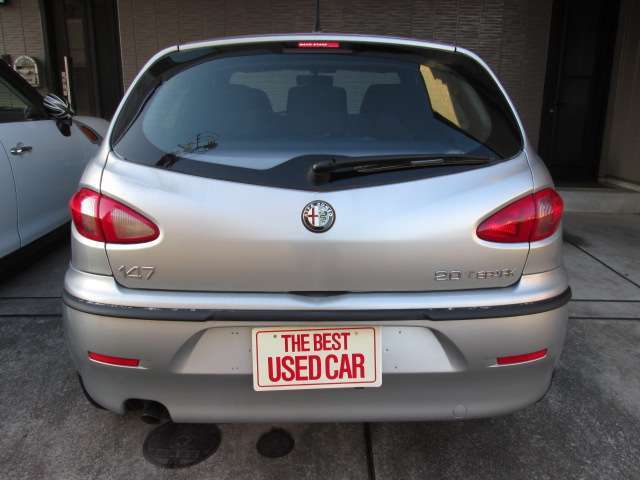 車検令和9年2月まで付いてます。39000km　左ハンドル　5速マニュアル♪　全国納車承ります。是非お問い合わせください。