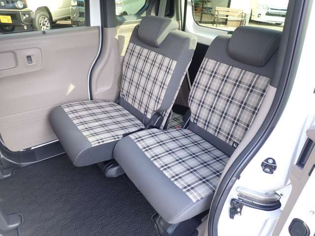 認定指定工場にて整備点検後の納車とさせて頂いております。交換部品が出る場合でも費用は一切頂きません！（部品代・作業工賃　共に無料）　ご安心してお乗り頂けます。