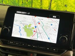 【純正9型ナビ】人気の純正ナビを装備。オーディオ機能も充実しており、Bluetooth接続すればお持ちのスマホやMP3プレイヤーの音楽を再生可能！毎日の運転がさらに楽しくなります！！