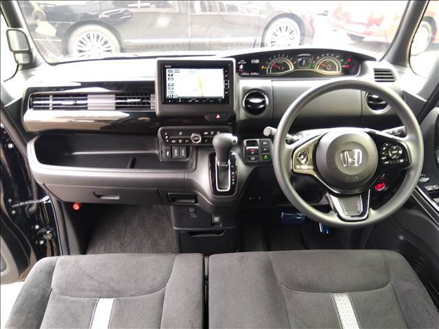 4WD☆禁煙車☆ナビ☆TV☆バックカメラ☆ホンダセンシング☆レーダークルーズ☆LKAS☆オートハイビーム☆パワスラ☆前席シートヒーター☆LEDヘッドライト☆LEDフォグ☆リアソナー☆試乗出来ます。