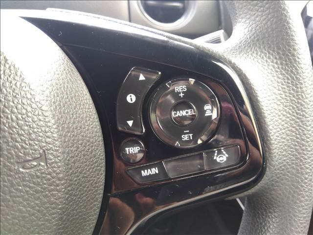 4WD☆禁煙車☆ナビ☆TV☆バックカメラ☆ホンダセンシング☆レーダークルーズ☆LKAS☆オートハイビーム☆パワスラ☆前席シートヒーター☆LEDヘッドライト☆LEDフォグ☆リアソナー☆試乗出来ます。
