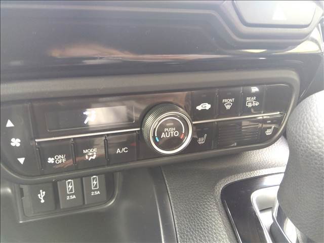 4WD☆禁煙車☆ナビ☆TV☆バックカメラ☆ホンダセンシング☆レーダークルーズ☆LKAS☆オートハイビーム☆パワスラ☆前席シートヒーター☆LEDヘッドライト☆LEDフォグ☆リアソナー☆試乗出来ます。