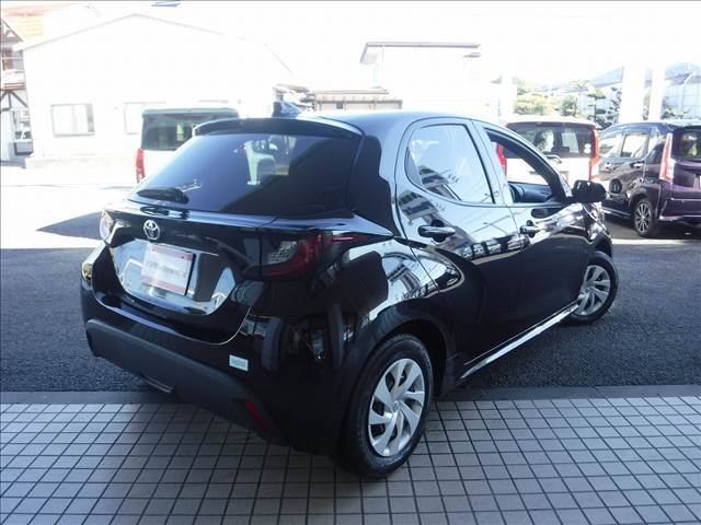 純正ディスプレイオーディオ☆Bluetooth☆バックモニター☆セーフティセンス☆BSM☆クリアランスソナー☆オートハイビーム☆ビルトインETC☆スマートキー☆プッシュスタート☆ステアリモコン☆禁煙車