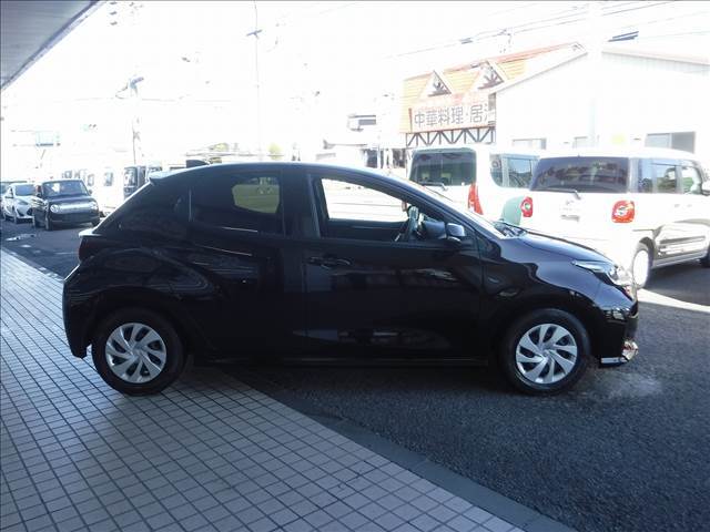 純正ディスプレイオーディオ☆Bluetooth☆バックモニター☆セーフティセンス☆BSM☆クリアランスソナー☆オートハイビーム☆ビルトインETC☆スマートキー☆プッシュスタート☆ステアリモコン☆禁煙車