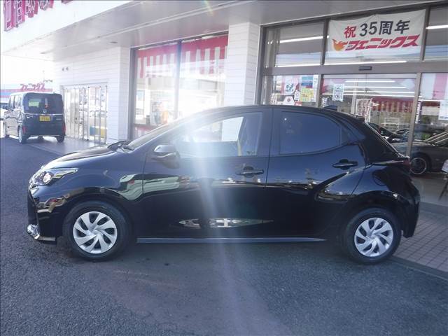 純正ディスプレイオーディオ☆Bluetooth☆バックモニター☆セーフティセンス☆BSM☆クリアランスソナー☆オートハイビーム☆ビルトインETC☆スマートキー☆プッシュスタート☆ステアリモコン☆禁煙車