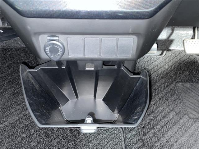 店舗にて現車の確認もいただけますので、お電話で在庫のご確認の上是非ご来店くださいませ！！！