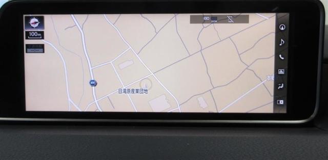 ナビは純正品、CD・DVD・フルセグ・Bluetooth・SDオーディオ対応のナビです。