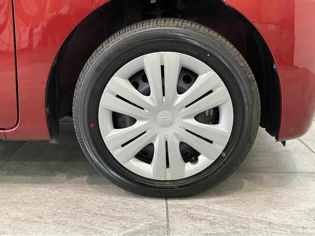 納車後もお客様の快適なカーライフをしっかりサポートさせていただきます！滋賀県内に13か所ある滋賀ダイハツの店舗にはサービス工場が併設されておりますので、アフターフォローも安心です！