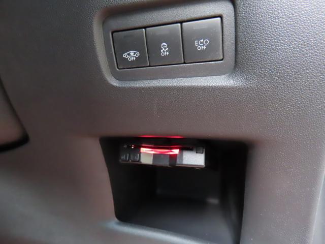 今や必需品のETCももちろん装備♪音声案内タイプですから挿入忘れも防止できます♪