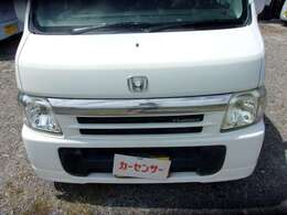 フロントです。まあまあ綺麗な状態です。フロントガラスに　車検は　通りましたが　小さな飛び石あります。（修正等　応談）