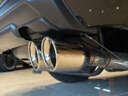 デリカ専用オリジナルデュアルマフラー。