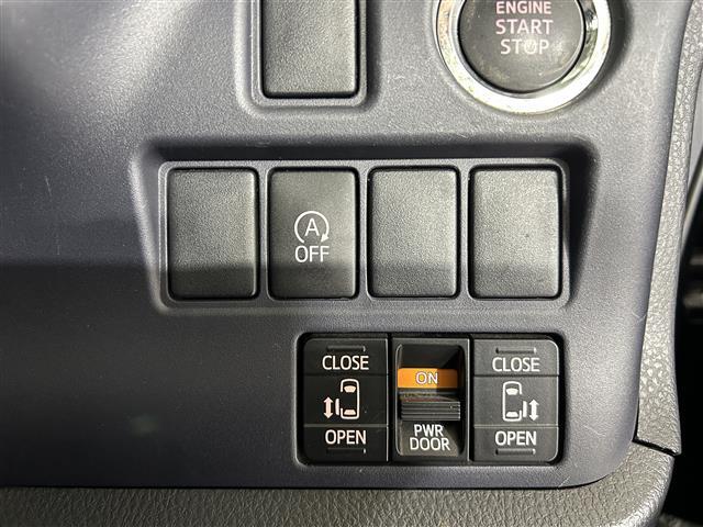 【付属品】このクルマ限定で使える装備品が付いています！使い方などはぜひ実際に店舗にお越しいただき、専門スタッフにお尋ねください！