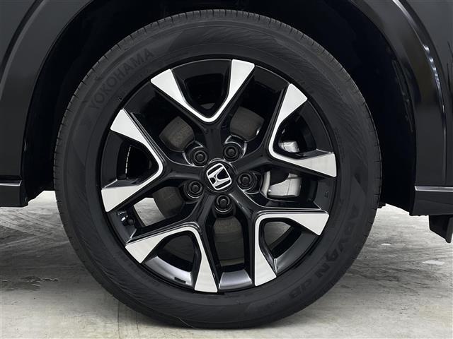 【タイヤ・ホイール】足回りもかっこよく決まってます！社外のアルミやスタッドレスタイヤも取り扱いございます！！ドレスアップもカスタマイズもお任せください！！