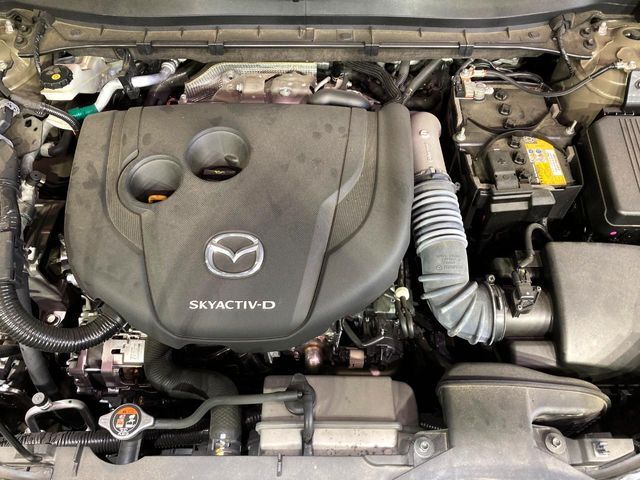 親切・丁寧な専門メカニックスタッフが応対！・車検・点検整備・事故等の修理などアフターサービスも安心。お車のカスタマイズもネクステージのサービススタッフまでご相談ください！