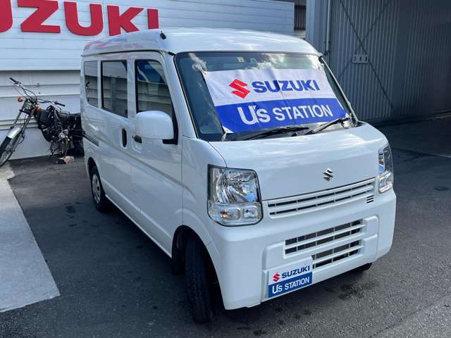 多少の小傷等はありますが、全体的にキレイなお車です。