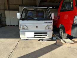 もちろん見た目だけでなく、車のプロが納車前に一台一台丁寧に整備させて頂きますのでご安心してお乗り頂けると思います♪