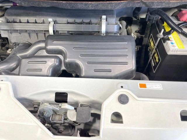 親切・丁寧な専門メカニックスタッフが応対！・車検・点検整備・事故等の修理などアフターサービスも安心。お車のカスタマイズもネクステージのサービススタッフまでご相談ください！