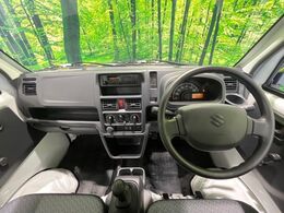 グループ総在庫数約30，000台！！全国の系列店からメーカー・車種問わずご紹介出来るので、あなたにピッタリのお車が見つかるはずです♪まずはお問い合わせ下さい☆