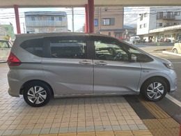 掲載車両現車確認が出来ます。事前にご問い合わせ頂けると助かります。静岡県内13拠点の当社中古車が販売可能です。