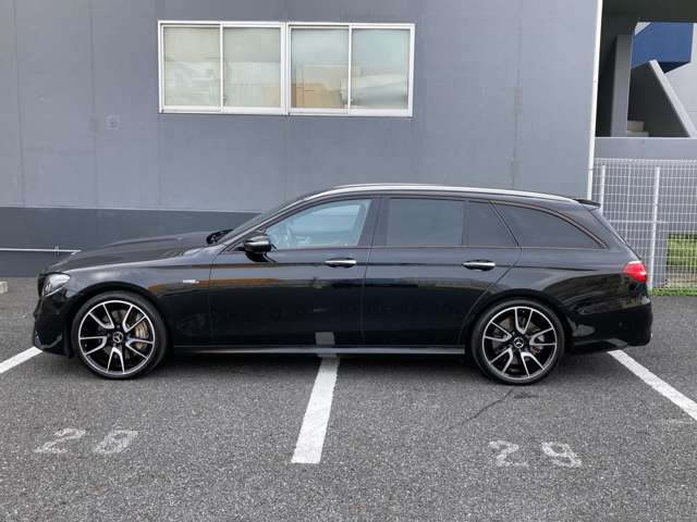 メルセデス・ベンツ認定中古車では、残価据え置き型ローンや、頭金・お支払回数などを自由にアレンジいただけるプランなど、お客様のライフスタイルの合わせた各種ローンを取り扱っております！