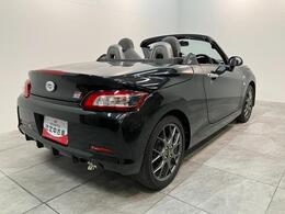 お客様にぴったりなおクルマをお選びいただけますように様々な展示車をご用意致しております！ダイハツの軽自動車だけではなく、他メーカー車やコンパクトカー・ミニバンなども数多く取り揃えております！