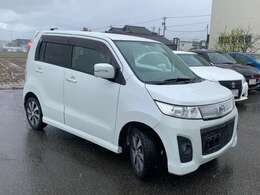 店頭にて展示中ですので、是非、ご来店・お問い合わせ下さい。スタッフ一同お待ちしております。