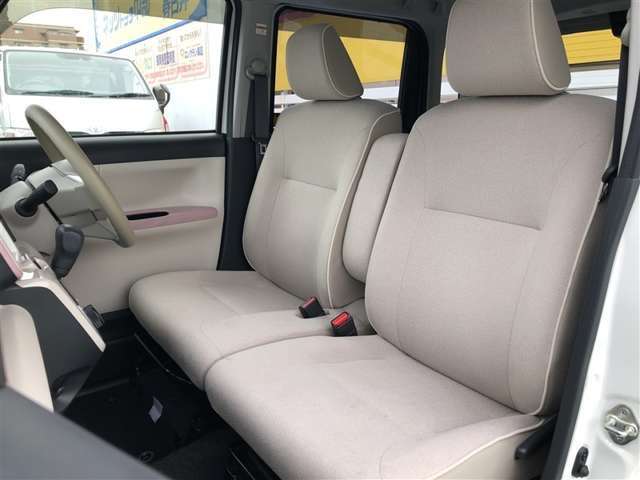 【運転席・助手席】です！実際お座りいただくのが分かりやすいと思いますので,ぜひお気軽にご来店ください♪状態もいいですよ☆