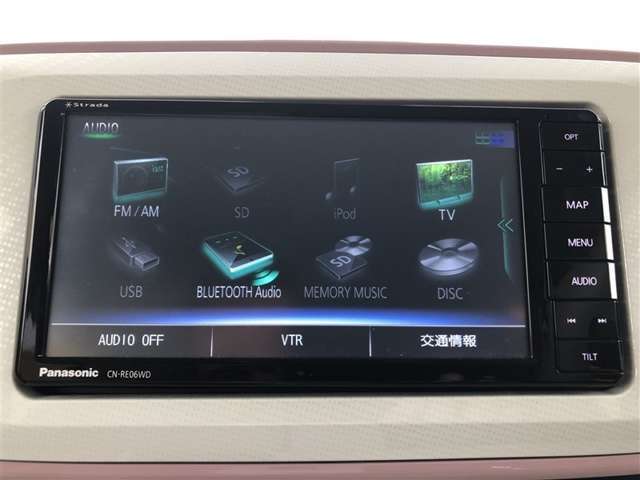 Bluetooth(ブルートゥース）接続機能付き。　スマートホンなどからお気に入りの音楽をワイヤレス再生できます。　ドライブがさらに楽しくなりますね♪