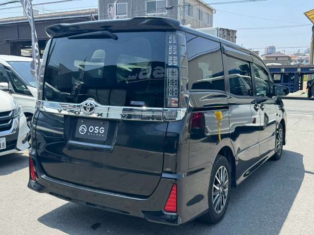販売は中古車から新車まで取り扱っております！お車の事はなんでもご連絡下さい！