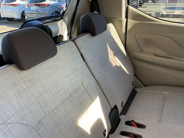 後部座席の方も快適です。