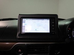 ◆三重県最大級の大型屋内中古車センター♪ヴァーサス鈴鹿店です♪オールジャンルの展示車が盛り沢山です♪在庫の無い車両のオーダーも受け付けます♪電話→059-384-5050までお問合せ下さい◆