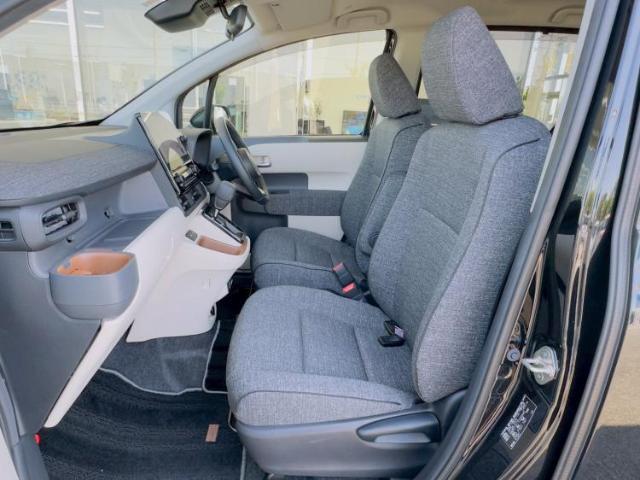 WECARSでは登録（届出）済未使用車や走行距離1万km未満の在庫車も多数ご用意しております！状態は良いものが良いけど、新車は高いな・・・そんなお客様にオススメです！