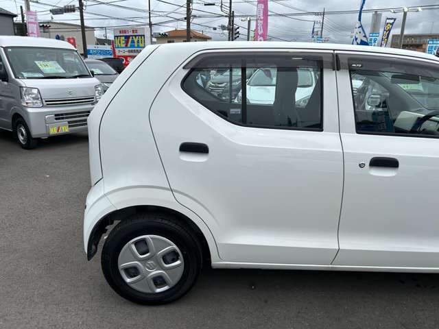 陸運局認証工場完備！ご納車後の点検、車検、一般修理等も国家資格車検検査員資格を持った整備士がおりますのでご納車後の整備も当社にお任せ下さい！鈑金工場も提携工場が御座いますのでご予算に応じて修理可能です